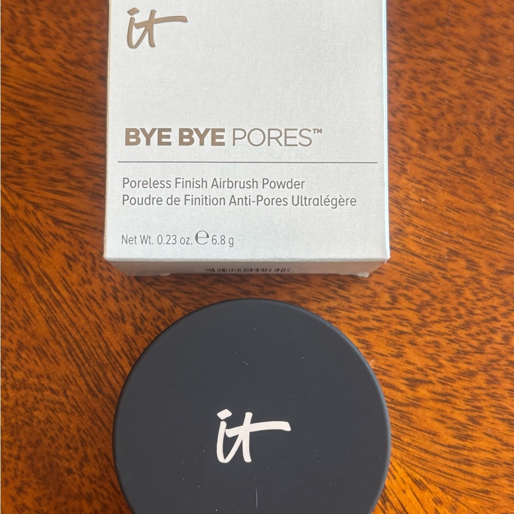 IT Cosmetics Bye Bye Pores Powder
